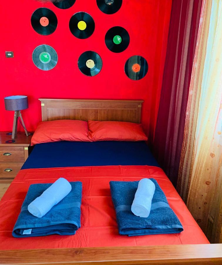 Anna'S 3 Rooms Apartment Nei Epivates Beach Skála Neón Epivatón Eksteriør bilde